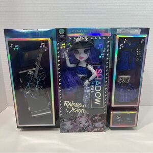 SHADOW HIGH Uma Vanhoose doll rainbow vision NEW Sealed MGA 2022 rainbow high